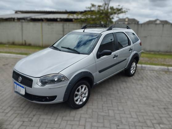 FIAT PALIO 1.4 MPI TREKKING WEEKEND 8V FLEX 4P MANUAL
